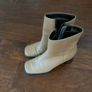 Like new leather boots. Like new condition. Neutral color to go with anything.